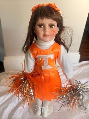 Vintage University of Tennessee Volunteers cheerleader 16” doll UT Vols